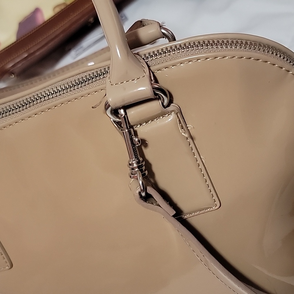 Express Handbag - Picture 7 of 10